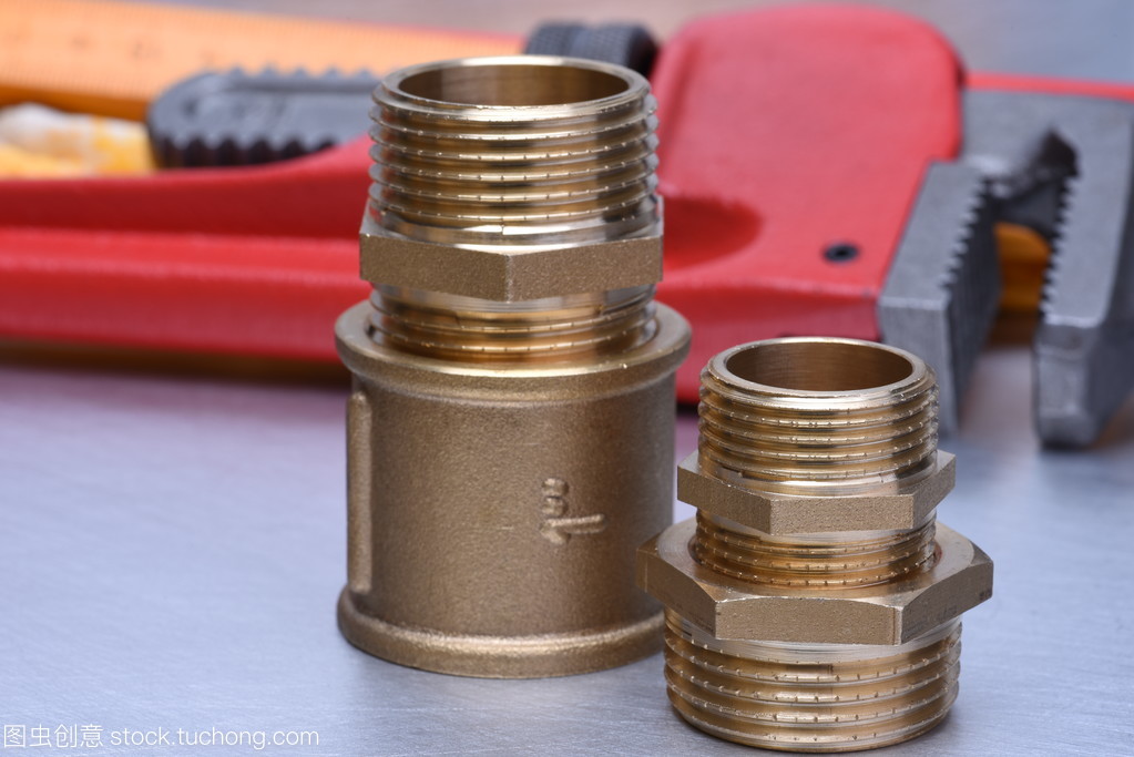 专业供热与管道系统 黄铜水暖零件的选择与扳手操作要点